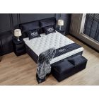 Miami Ágykeret, Fekete