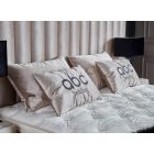 Olívia Ágykeret, Krém